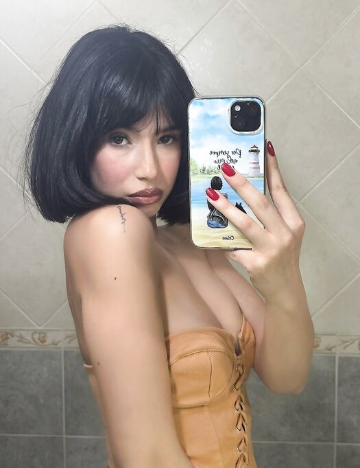 Martina Miliddi foto sexy