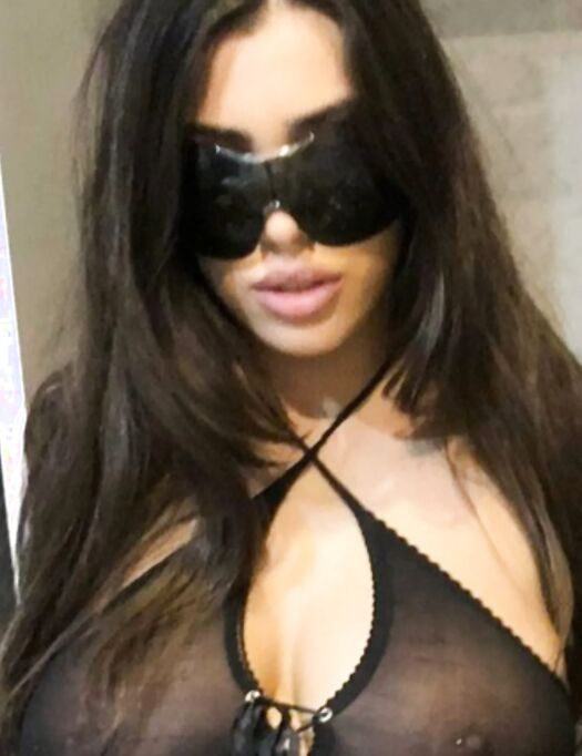 OOPS trasparenze e camel toe famosi