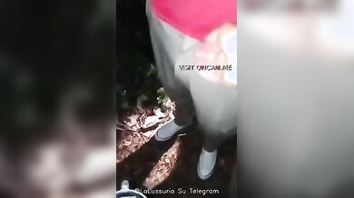 Facciamo qualcosa o hai paura che ti becca tua moglie