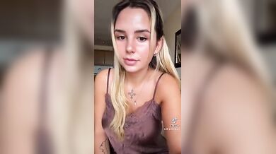 Giulia Vaneri fa sesso con un prete per of