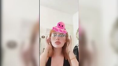 Marisel capezzoli da mordere