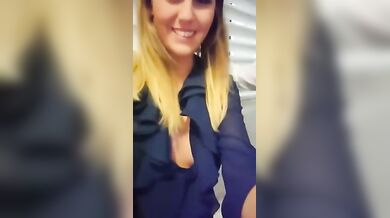 Voglio fare la porca stasera - Italiana scopa col cameriere del ristorante