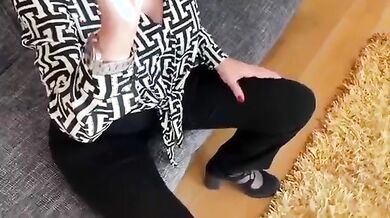 Iside72 ex camgirl matura esordio video porno