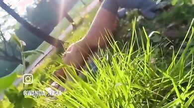 Wanda Nara topless outdoor