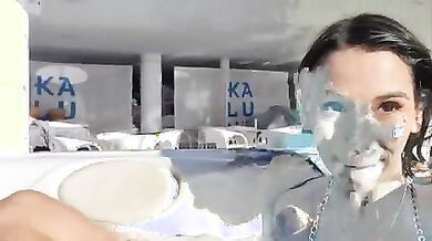 Trio Martina e Danika in jacuzzi