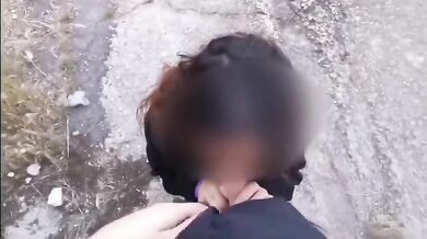 Scopata all'aperto con Milf sposata porca