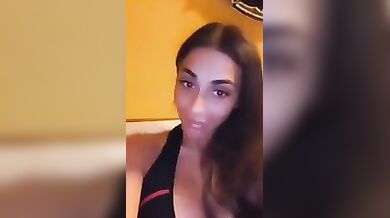 Sara Sfamurri Therealmorenita tettona of