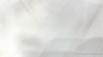 Shinra e Babybunny video lesbo