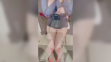 Sonia Grey tettone e culo in perizoma rosso e collant of