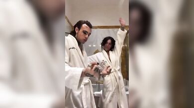 Rosa Chemical e Alex Mucci video hot