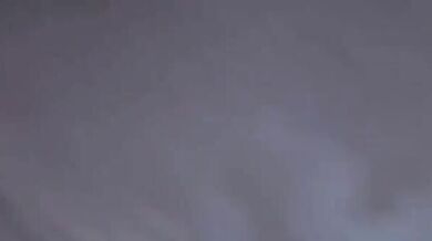 Fidanzata con tette rifatte inculata dal suo ragazzo