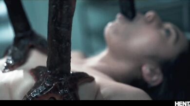 Shelena dell'hard academy scopata da alieno