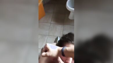 Elena 18 anni pompino e scopata col fidanzato