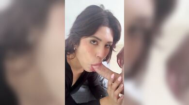 Pompino studentessa itlaiana di Tinder