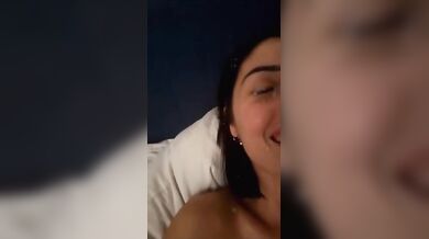 Mi hai sborrato negli occhi brucia