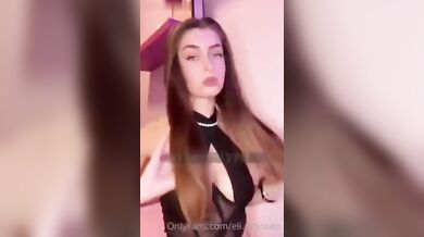 Elisa Esposito raccolta video of