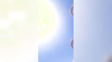 Ada Paradiso topless in barca con amica