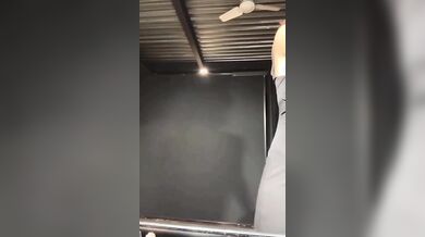 Andrea Delogu ops tette