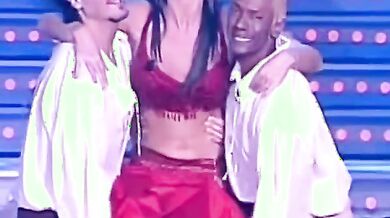 Antonella Mosetti upskirt in televisione