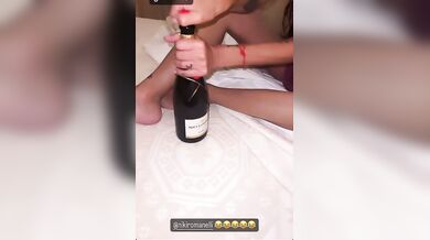 Antonella Mosetti video porno footjob