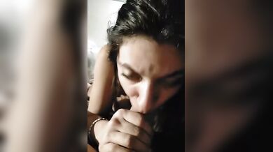 Pompino fidanzata mora in webcam