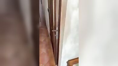 Babybunny2k scopata brutalmente in bagno of