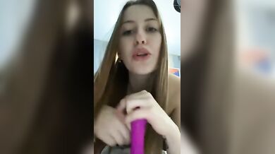 Ragazza napoletana incinta - Ho la fica enorme