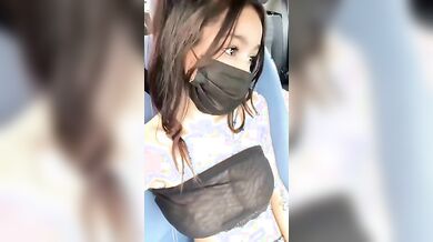 Teen napoletana 18 enne fa un pompino in auto