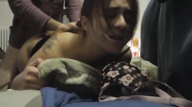 Fidanzata lo prende nel uclo a pecorina