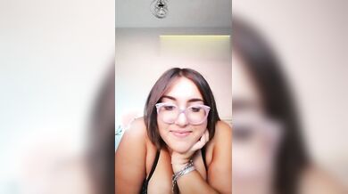 Io ingoio poi dipende da quello che mangia se è buona