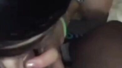 INGOIA TESORO - Fidanzata italiana ditalino e sborrata in bocca