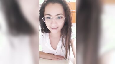 Giovane fidanzata troia mostrata in cam