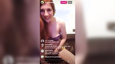 Rossa italiana diretta Periscope porno