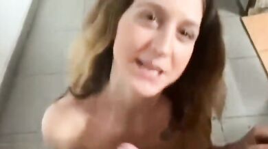 Pompino fidanzata itlaiana fica (Dialoghi italiani)