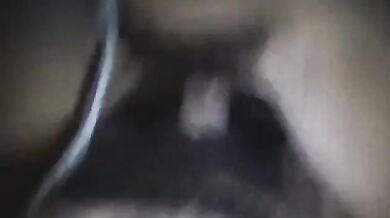 Sesso con fidanzatina italiana con topa pelosa