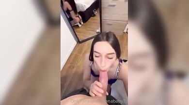 Pompino con sperma in faccia Joana Baby