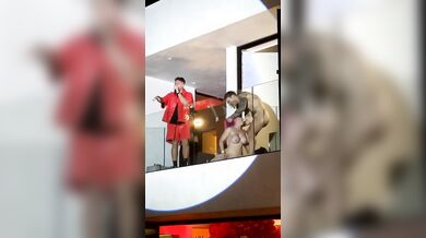 Scopata sul balcone porno virale