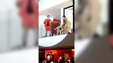 Scopata sul balcone porno virale