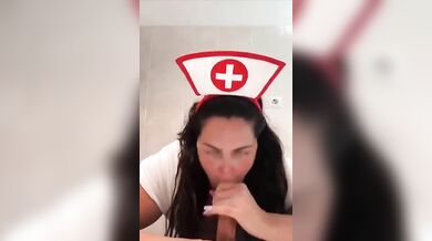 Napoletana troia - Ti sego con queste tettone