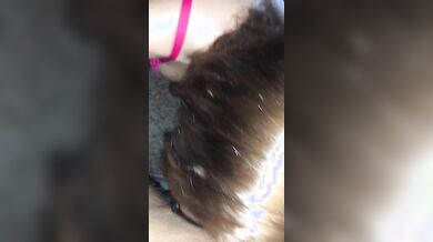 Che problemi avete se pagate per vedermi le tette e io faccio i soldi