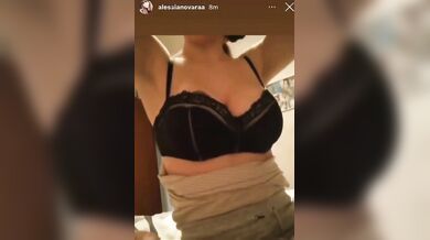 Alessia Novara esce le sue belle tettone