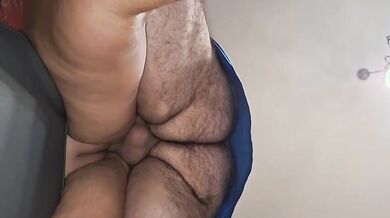 Moglie scopata da dietro da suo marito