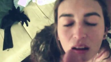 Facciale pov fidanzata riempita di sperma