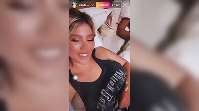 Wanda Nara tetta in diretta Instagram