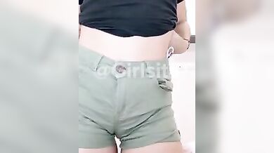 Viviolix nuda piercing sui capezzoli of