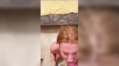 Pompino fidanzata rossa con scopata e sborrata in faccia