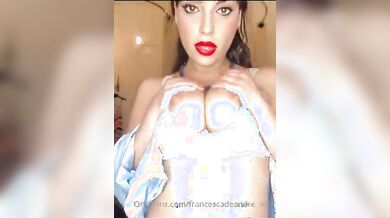 Francesca De Andre video porno tette OF