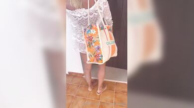 Milf italiana tettona abbronzata scopata dal marito