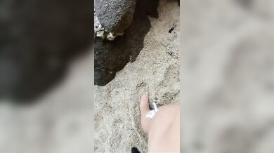 Scopata nel culo al mare - BASTA FA MALE