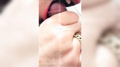 Giulia ngoia la sborra calda